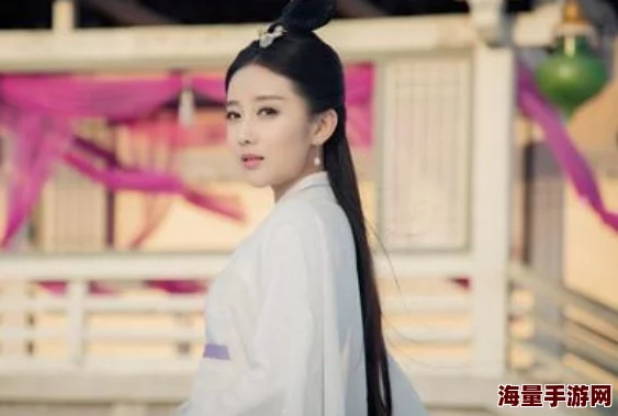 佳柔：网友热议“佳柔”背后的故事，纷纷表示这名字真是太美了，让人忍不住想了解更多！