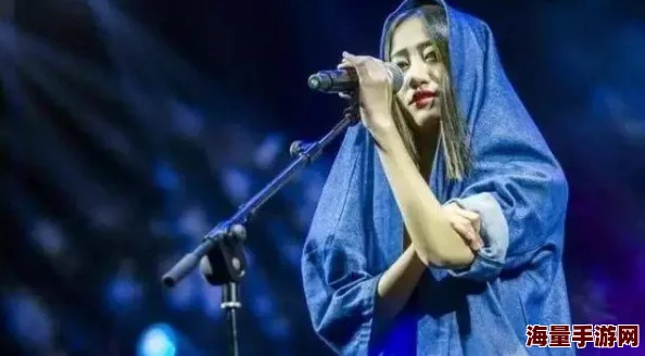 汤姆叔叔桃红色的世界主题曲＂再度引发热潮，全球粉丝齐聚一堂欢庆难忘音乐盛典！