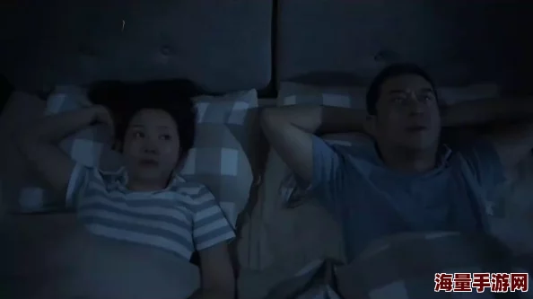 午夜视频h：震惊！网络上流传的神秘午夜视频竟揭露了不为人知的真相，引发网友热议与讨论！