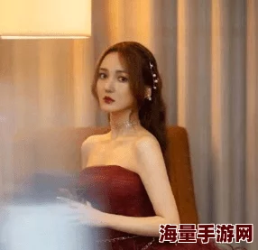 《公的浮之手中字》曝八卦：神秘人物现身揭开真相，网友热议不休