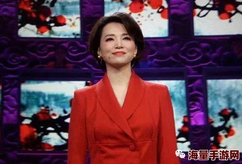 美女靠逼的视频：最新动态揭示了这一现象背后的社会影响与文化反思，引发广泛讨论与关注