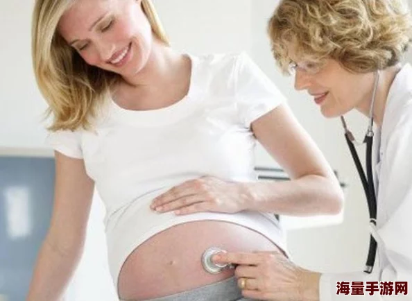 与乱淫孕妇孕交小说引发网友热议，许多人对其内容表示不满，认为应加强对低俗作品的监管
