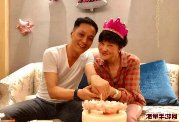 女人同性一级视频：最新进展揭示了女性之间的情感与性关系在社会中的逐渐开放与接受度提升