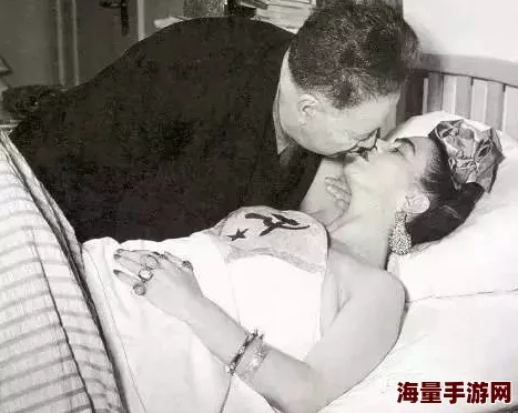 肥伴老妇水多乳的奇妙冒险:探索欲望与情感交织的小说世界 肥伴老妇水多乳的奇妙冒险:探索欲望与情感交织的小说世界