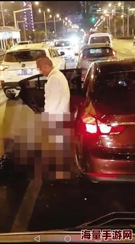 老板和秘书车里做爰情侣酒店,近日曝光了一段视频,引发网友热议,讨论职场关系与道德界限 老板和秘书车里做爰情侣酒店,近日曝光了一段视频,引发网友热议,讨论职场关系与道德界限