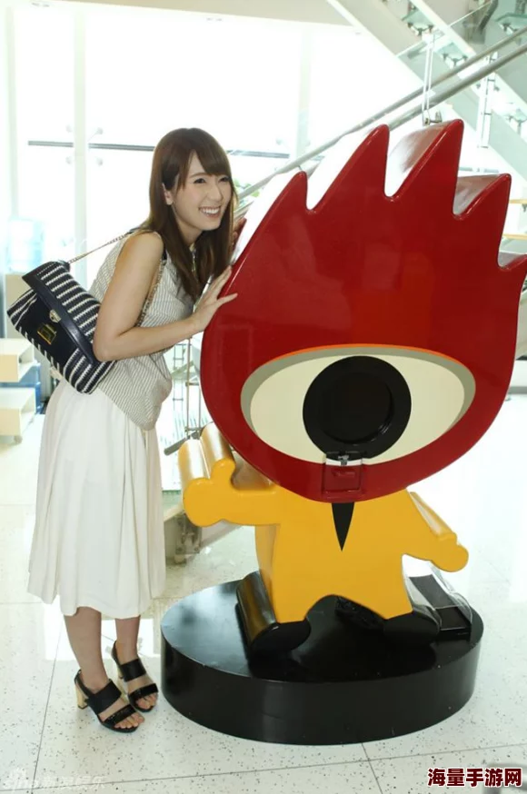 波多野结衣办公室秘书:最新动态揭示她在职场中的新挑战与机遇,粉丝们对她的表现充满期待 波多野结衣办公室秘书:最新动态揭示她在职场中的新挑战与机遇,粉丝们对她的表现充满期待