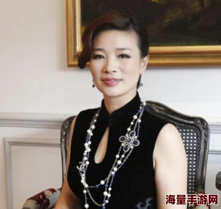 丰满放荡岳乱妇91wW：揭示当代社会中家庭关系的复杂性与挑战，探讨情感纠葛背后的深层原因