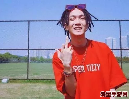 东北乡村女rapper：在传统与现代交融的背景下，她用音乐表达自我，展现了独特的文化魅力和生活态度