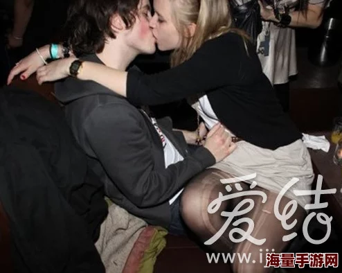 A级男女性高爱潮高清试看引发网友热议，许多人对其内容表示好奇，同时也有不少人提出了质疑和反对意见