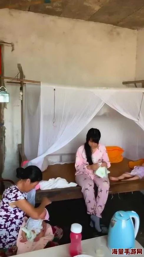 农民工村老妇奶BBWBBw，真是让人感慨，生活的艰辛与不易，让人心疼