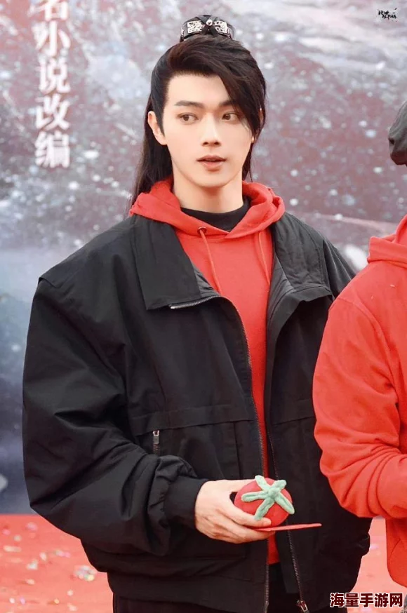 雪鹰领主深度人物介绍：揭秘雪鹰之母墨阳玉的传奇身世与非凡影响力