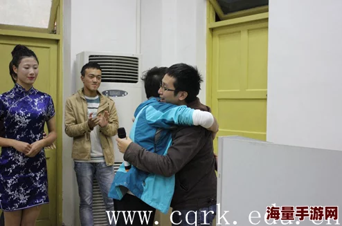 爱否动态图让我们一起传递正能量，拥抱生活中的每一个美好瞬间