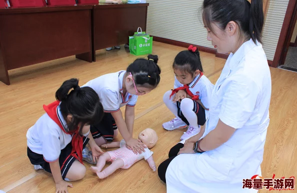 上课被同桌逗弄友谊让课堂更有趣,快乐学习共同成长 上课被同桌逗弄友谊让课堂更有趣,快乐学习共同成长