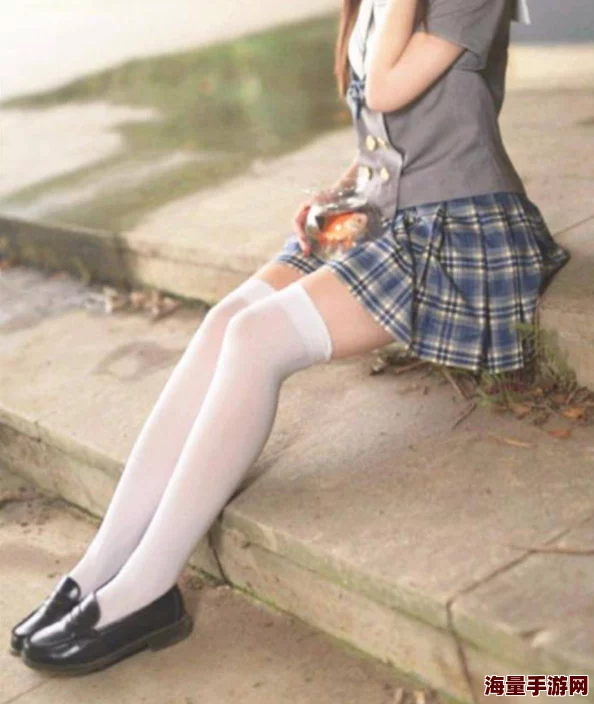 白丝校花被扒开双腿喷水小说校花意外怀孕休学众人猜测孩子父亲是谁 白丝校花被扒开双腿喷水小说校花意外怀孕休学众人猜测孩子父亲是谁