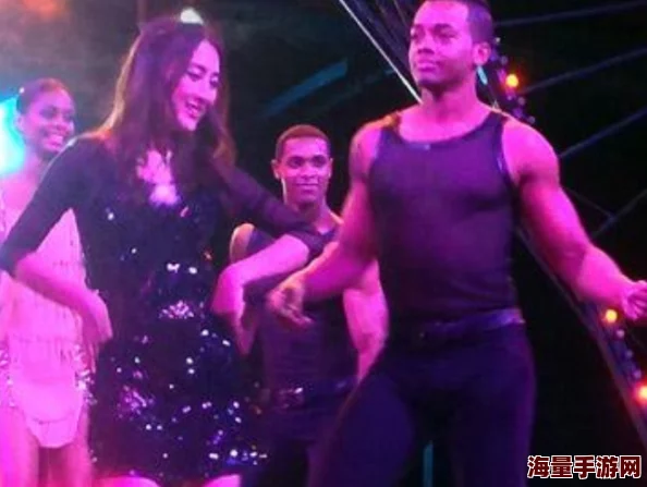 成人欧美一区二区三区黑人妖决战豪门携手并进勇攀高峰共创辉煌未来 成人欧美一区二区三区黑人妖决战豪门携手并进勇攀高峰共创辉煌未来