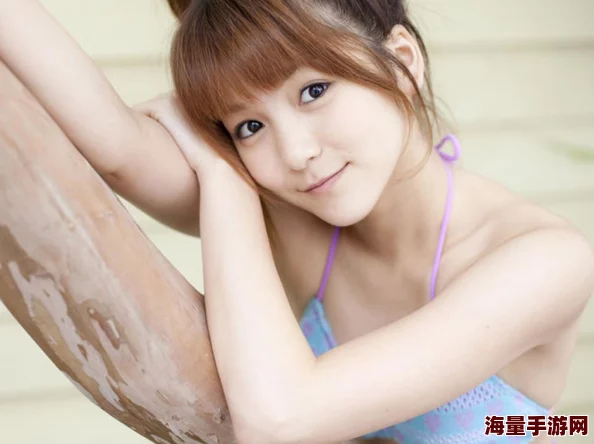 张筱雨两腿玉门分开艺术图片近日在网络上引发热议引发众多网友讨论与分享 张筱雨两腿玉门分开艺术图片近日在网络上引发热议引发众多网友讨论与分享