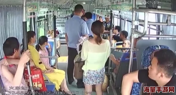 在公交车遇到咸猪手监控录像拍下全过程已提交警方 在公交车遇到咸猪手监控录像拍下全过程已提交警方