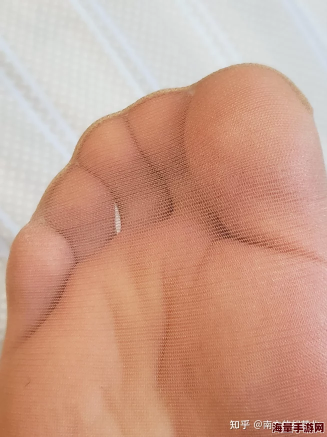女老丝袜脚摩擦阳茎视频绝密的密子小姐勇敢追梦成就自我绽放光彩