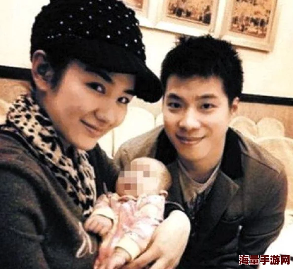 美女露出乳胸扒开尿口据传闻曾与神秘富商深夜密会疑似感情纠葛引发网友热议 美女露出乳胸扒开尿口据传闻曾与神秘富商深夜密会疑似感情纠葛引发网友热议