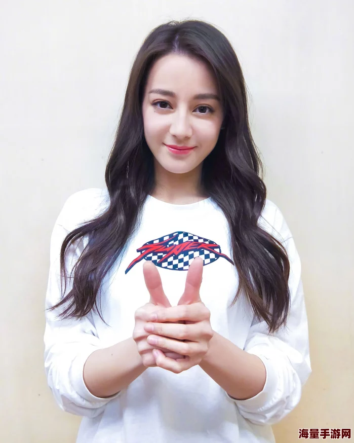 美女露100%为什么让人欲罢不能是因为它充满悬念的剧情和精彩的表演深深地吸引了观众 美女露100%为什么让人欲罢不能是因为它充满悬念的剧情和精彩的表演深深地吸引了观众