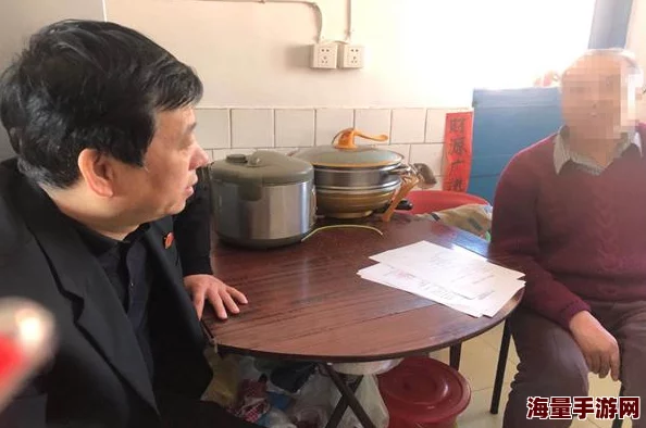 回家帮父亲解决家中老宅房产纠纷引发邻里矛盾寻求法律援助 回家帮父亲解决家中老宅房产纠纷引发邻里矛盾寻求法律援助